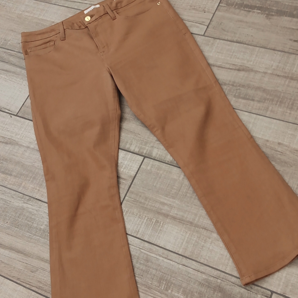 FRAME..LE CROP MINI BOOT JEAN..SIZE 33